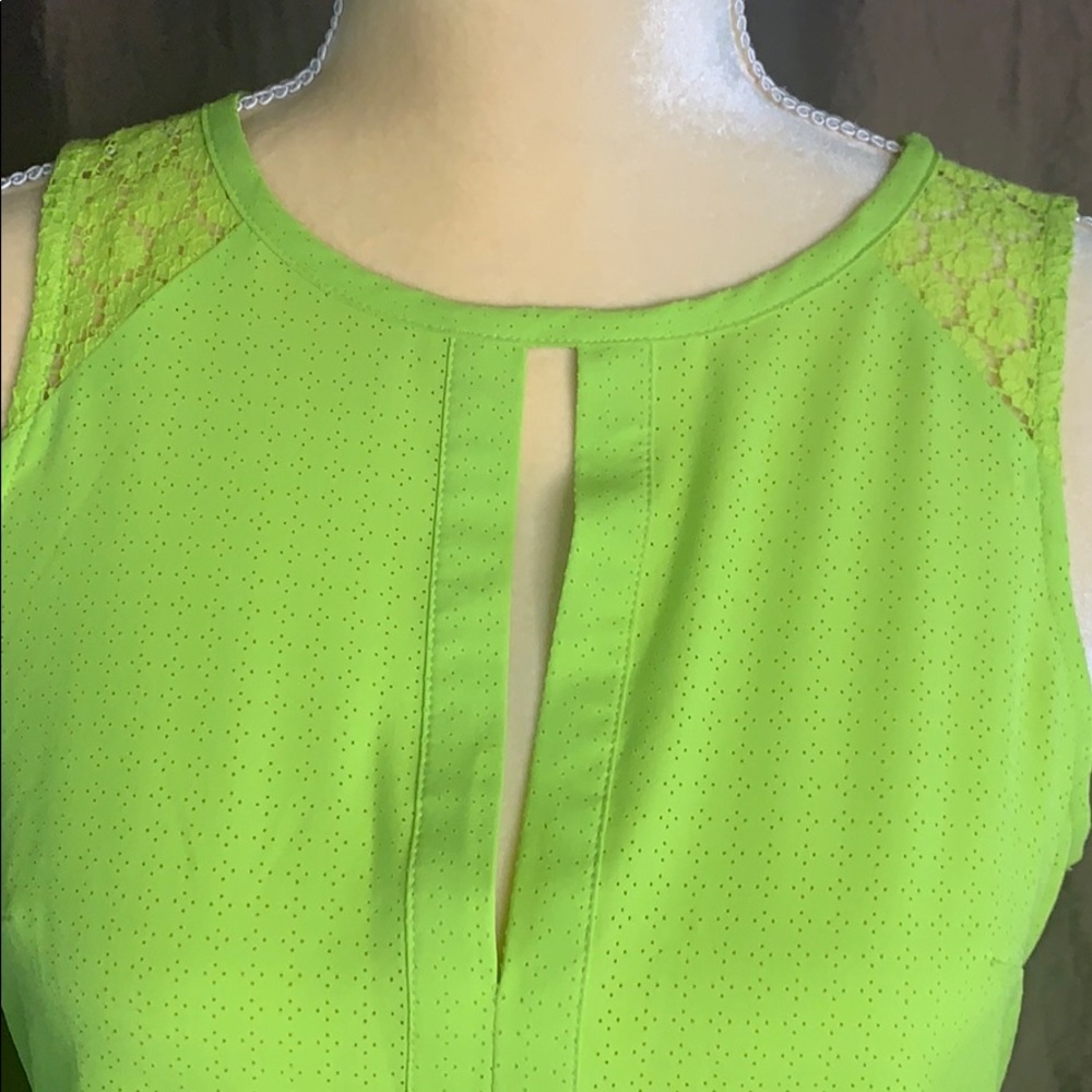 Summer top - Picture 2 of 7